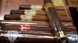 How to Seal a Humidor